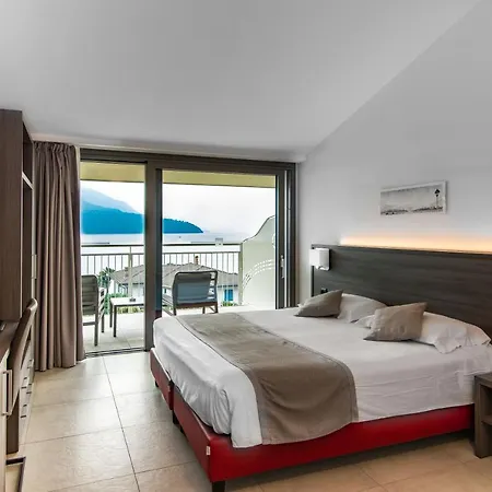 Hotel Domaso 도마소