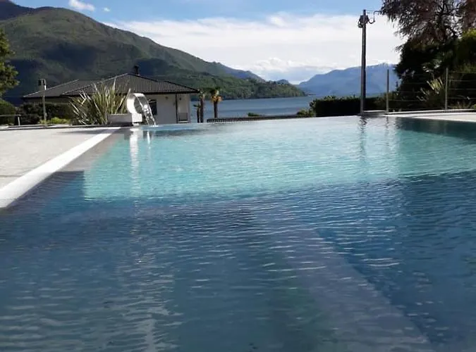 מלון Hotel Domaso