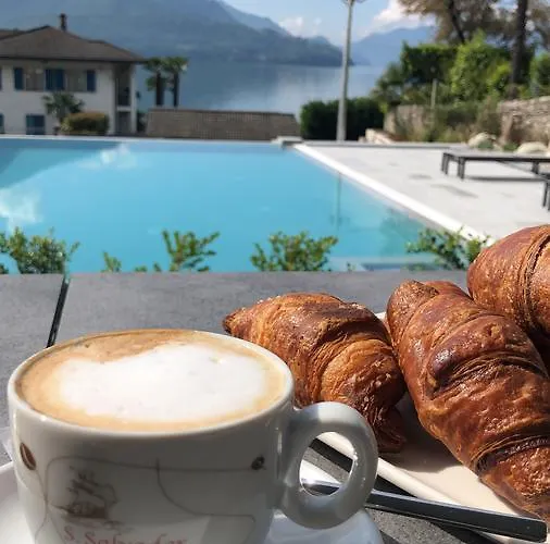 Hotel Domaso 3* דומאסו