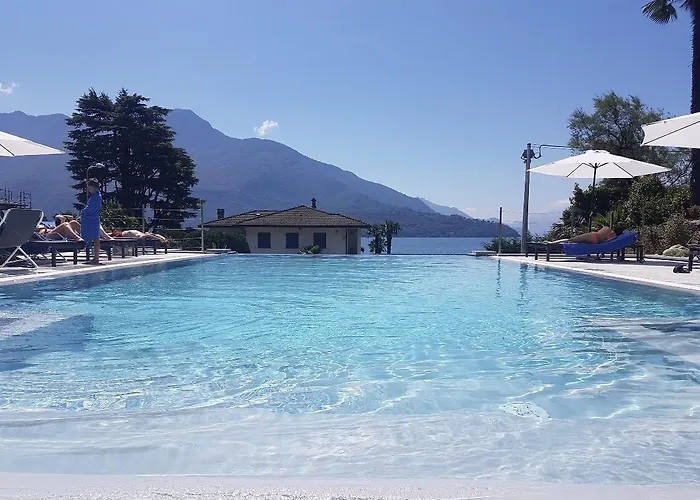 מלון Hotel Domaso דומאסו